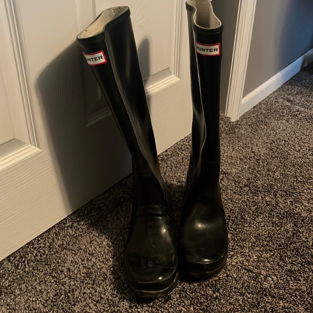 Original black gloss hunter rain boots size 7m/8F